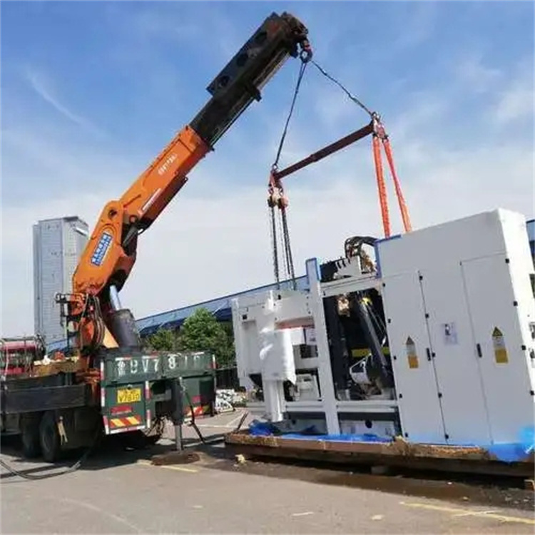 成武附近小吊车联系方式|8-16吨|本地及时服务